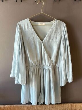MOD on Trend Light Blue Flare Sleeve Romper - Large